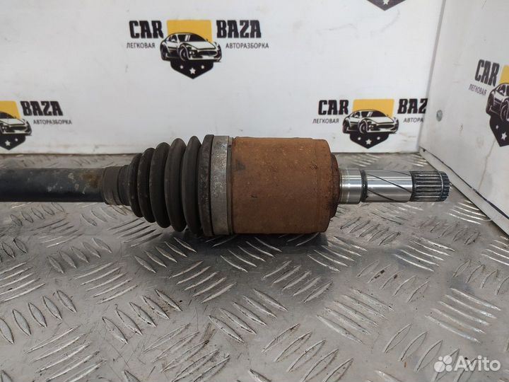 Полуось (привод) задняя