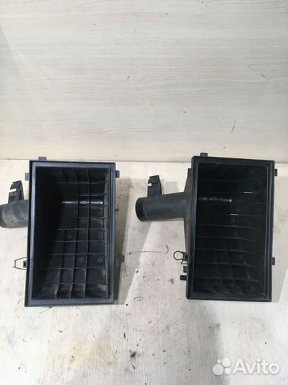 Корпус воздушного фильтра Ауди 100 С4