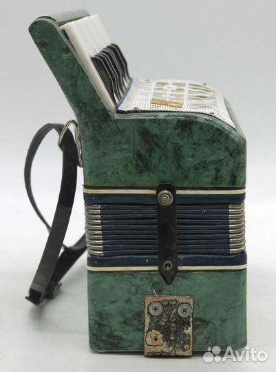 Детский аккордеон Малыш (под ремонт)