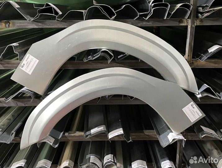 Арка правая Dodge Caravan, Chrysler Voyager 2001-2