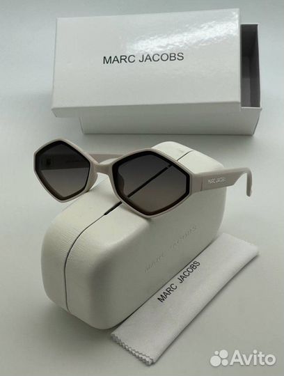 Очки Marc Jacobs новинка 2024