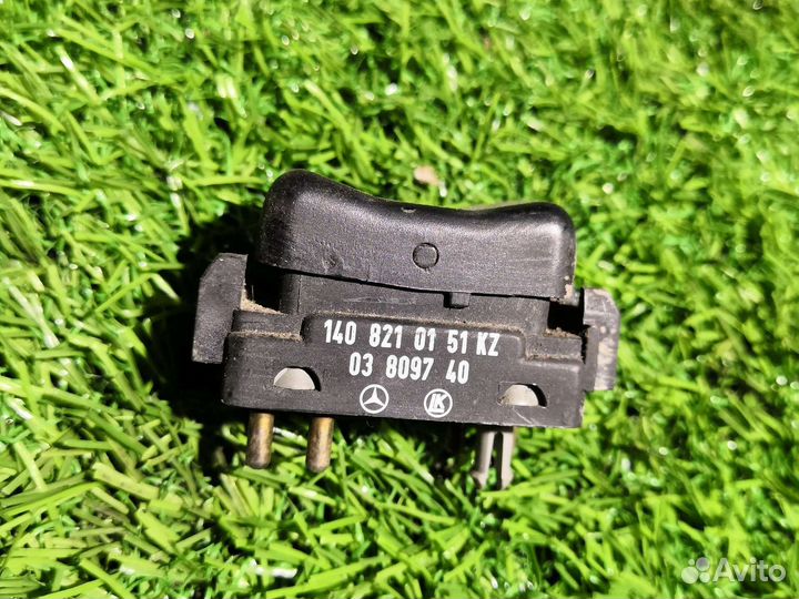 Кнопка стеклоподъемника Mercedes w140