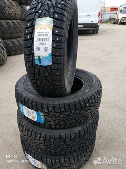 Nokian Tyres Nordman 7 SUV 215/65 R16 102T
