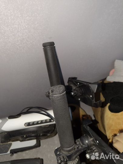 Электросамокат yamato 0809 pro