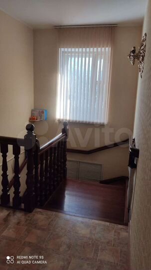 3-к. квартира, 118 м², 2/2 эт.