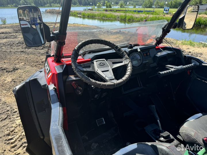 Polaris RZR S 2015
