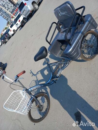 Трехколесный велосипед