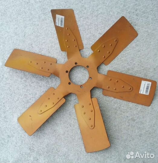 Крыльчатка вентилятора двигателя D16R-000-09B