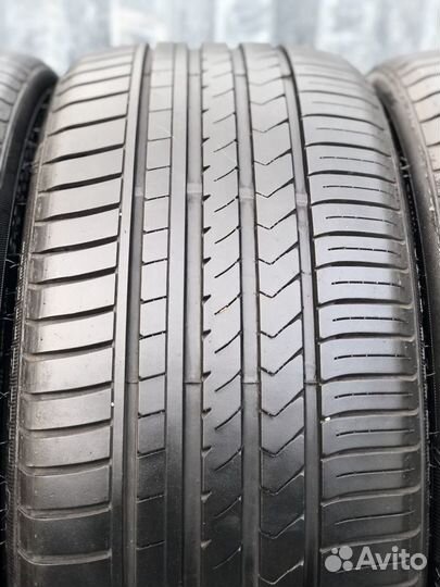 Winrun R330 245/35 R20 95W