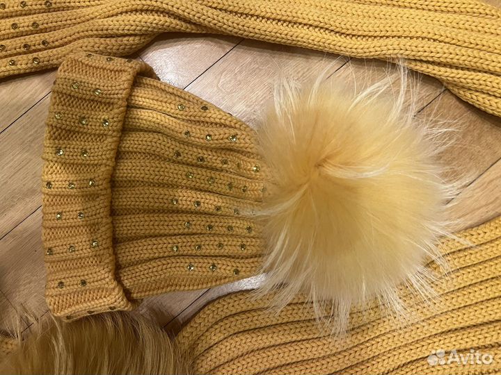 Комплект шапка и шарф для девочки