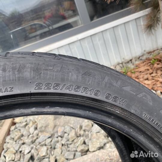 Bridgestone Turanza T001 225/45 R19