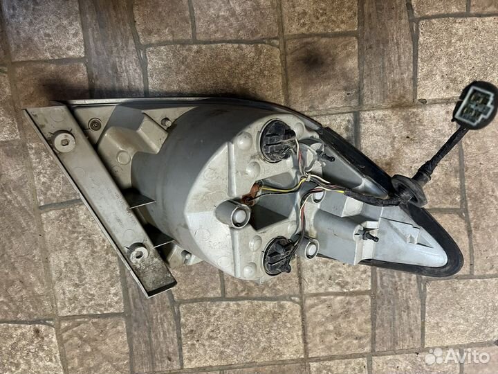 Chevrolet epica задний правый фонарь скол