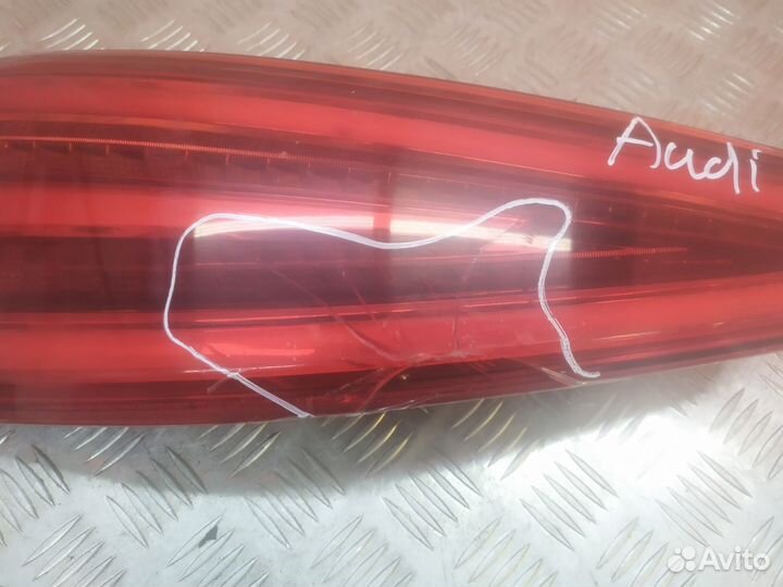 Фонарь левый Audi Q3 1 8U 2011-2014