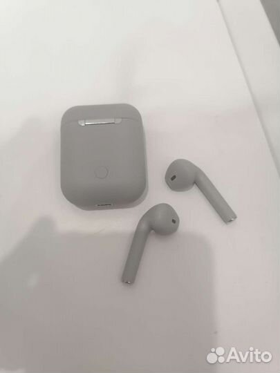 Наушники i 12