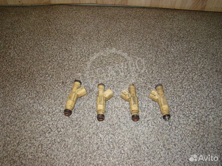 Форсунка инжекторная Mazda 6 (GG)