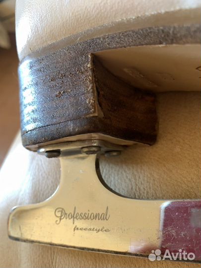 Профессиональные коньки