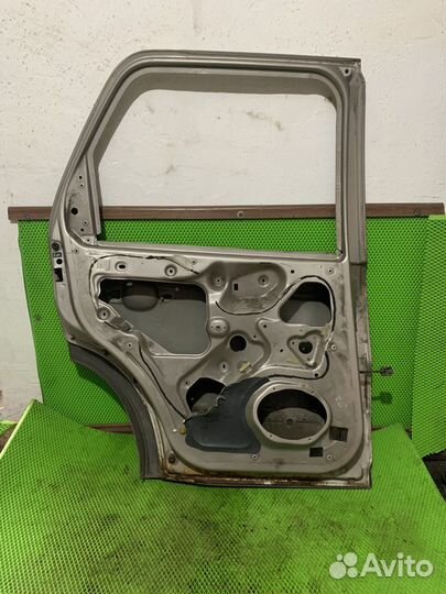 Дверь задняя левая Ford Escape