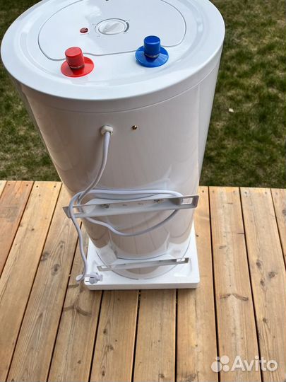 Электрический водонагреватель Thermex IF 30 V pro