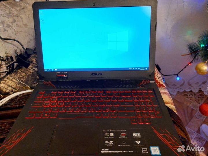 Ноутбук asus