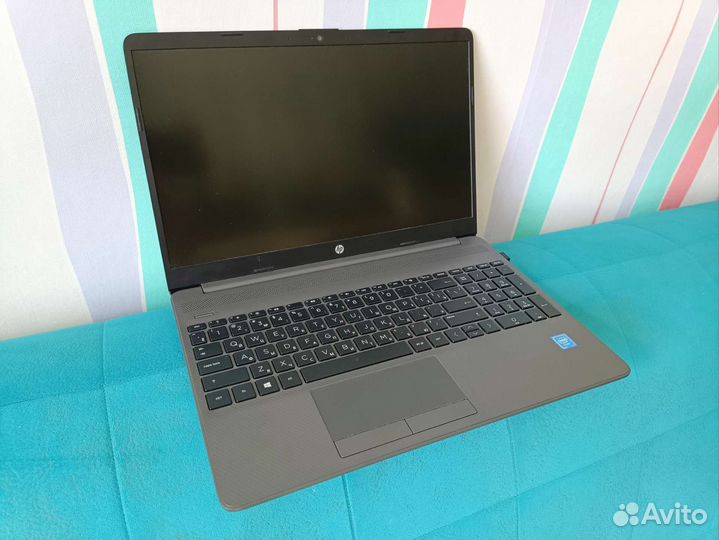 Современный HP 15,6