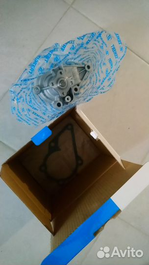 Помпа Насос водяной системы Kia rio 2 2011 jb