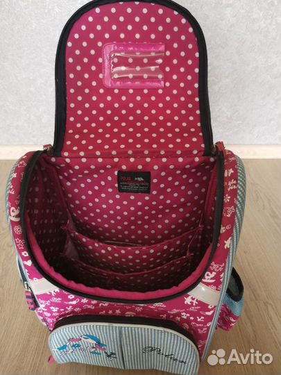 Рюкзак с жёсткой ортопедический спинкой