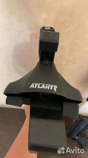 Багажник на крышу для перевозки лыж и сноубордов