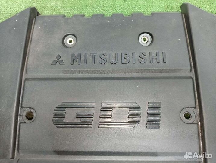 Накладка/крышка двигателя Mitsubishi carisma 1.8