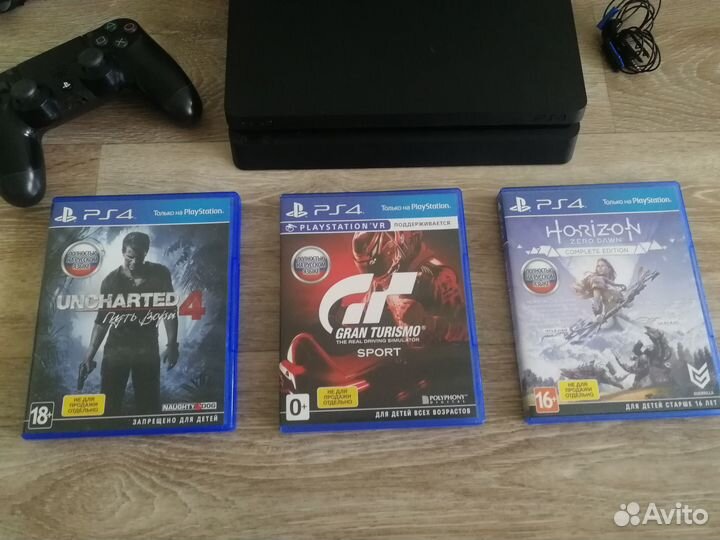 Игровая консоль PS4 Slim Sony 500Gb Black