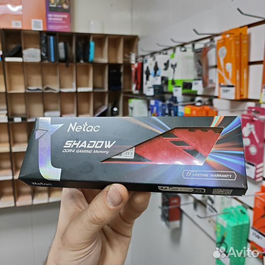 Оперативная память DDR4 Netac Shadow 16Gb