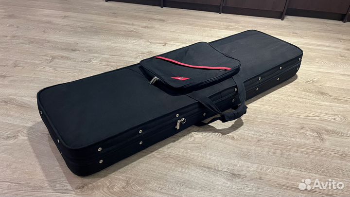 Мягкий кейс для бас гитары