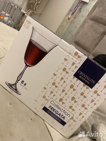 Бокалы для вина/фужеры для шампанского