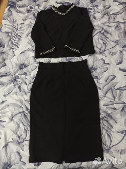 Платье,костюм
