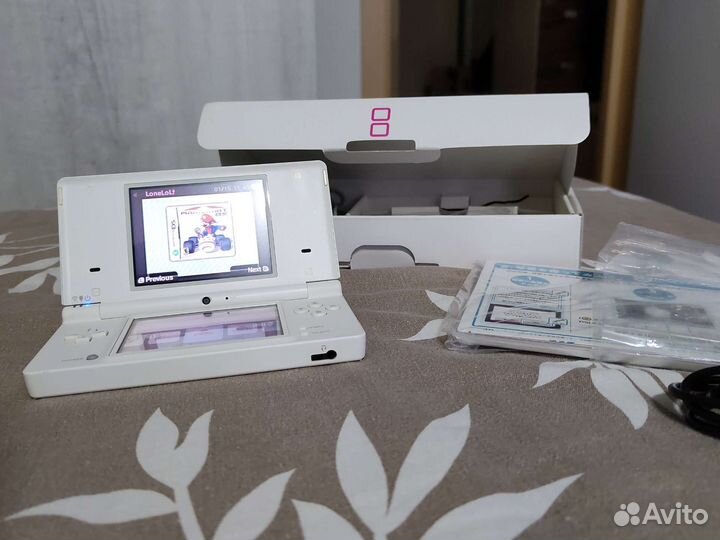 Nintendo DSi 32 gb с играми
