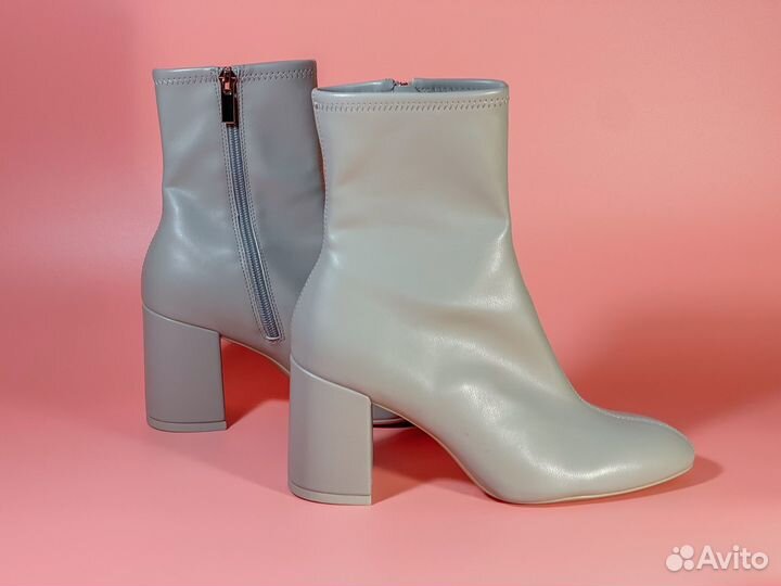 Ботильоны Bershka серые