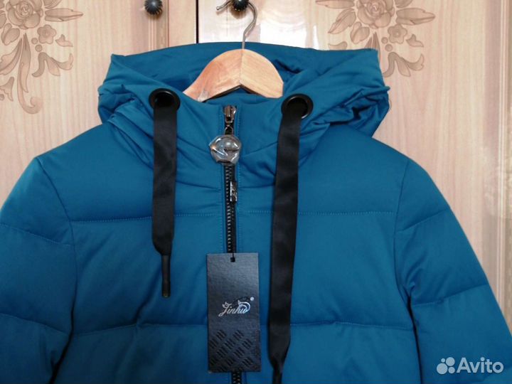 Пуховик женский новый