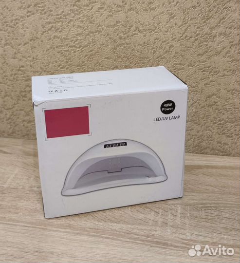 Лампа для маникюра новая профессиональная