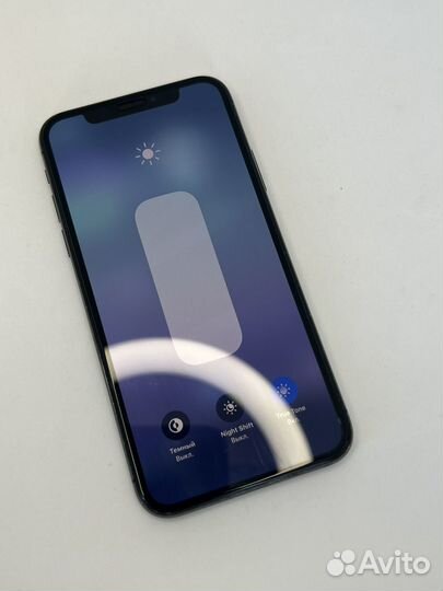 iPhone X, 64 ГБ
