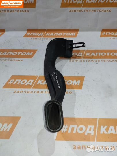 Патрубок воздушного фильтра Opel Astra J 13307080