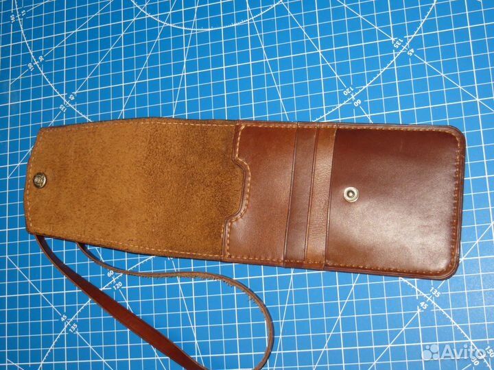 Сумка-футляр из кожи для смартфона