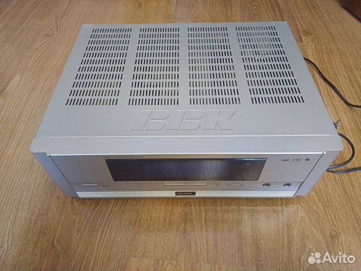 Ресивер BBK AV110T