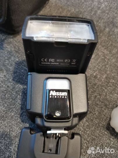 Вспышка для Fujifilm Nissin i40