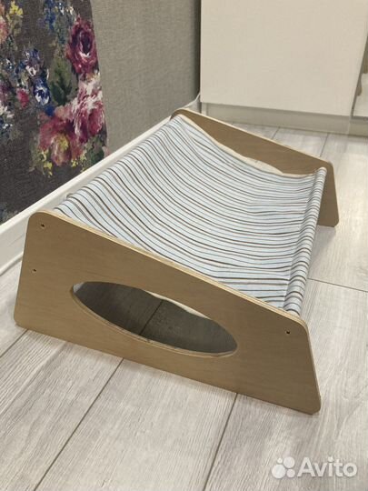 Лежанка гамак для кошек из масива дерева