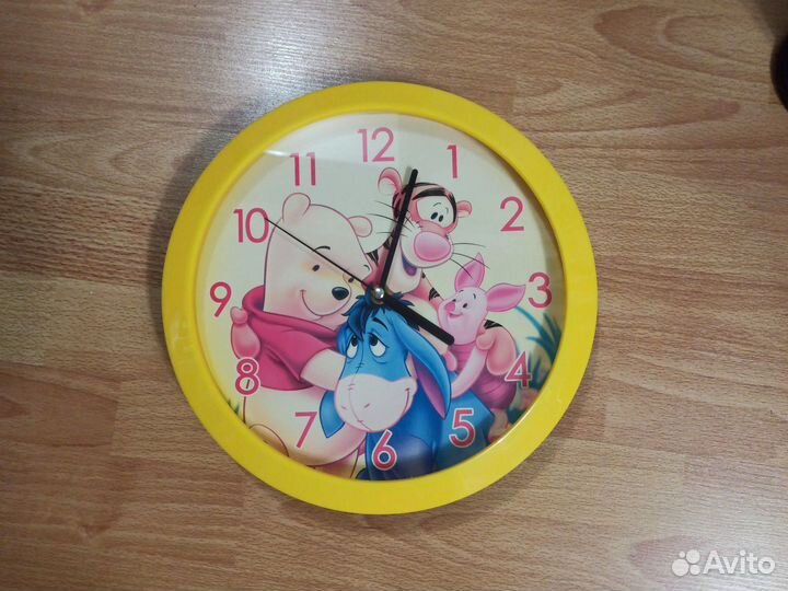 Часы настенные