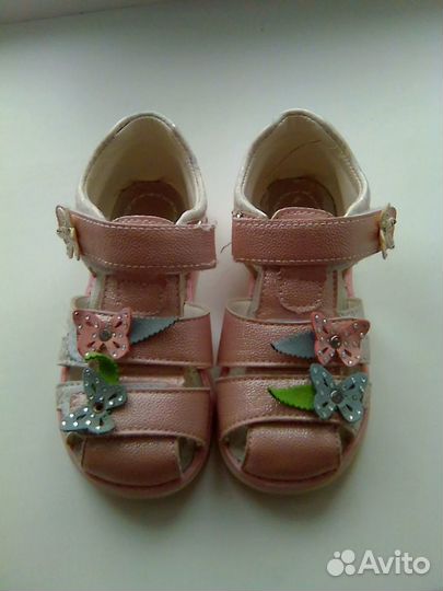 Сандалии для девочки