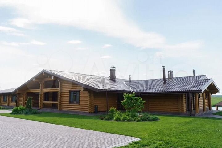 Дом 600 м² на участке 30 сот.