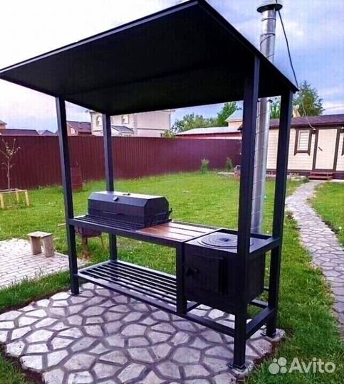 Мангал с крышей