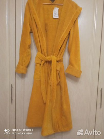 Халат махровый женский новый с капюшоном