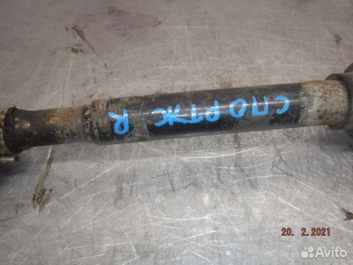 Привод передний правый Kia Sportage 2 G4GC 2009