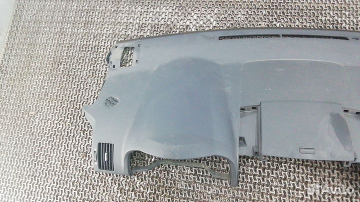 Торпедо Toyota Corolla Verso (04-09 года) AUR10, C